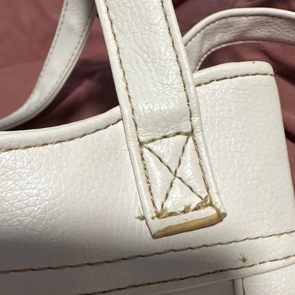 Croft & Barrow Cream Shoulder‎ Bag